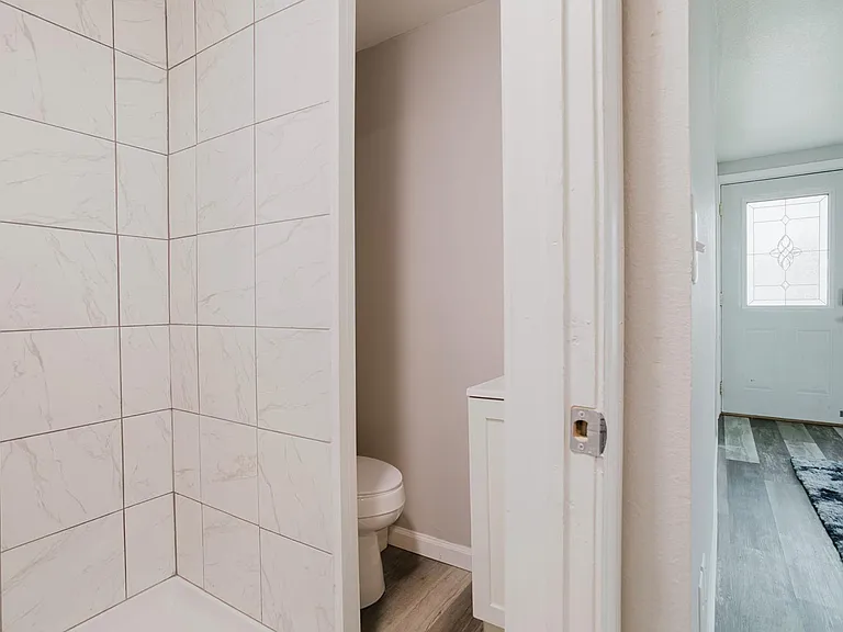810 Somerset Ave — Photo 14