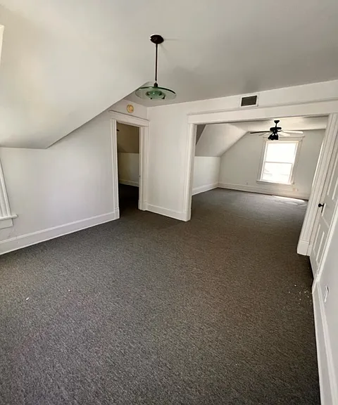 1024 Hayes Ave #2 — Photo 6