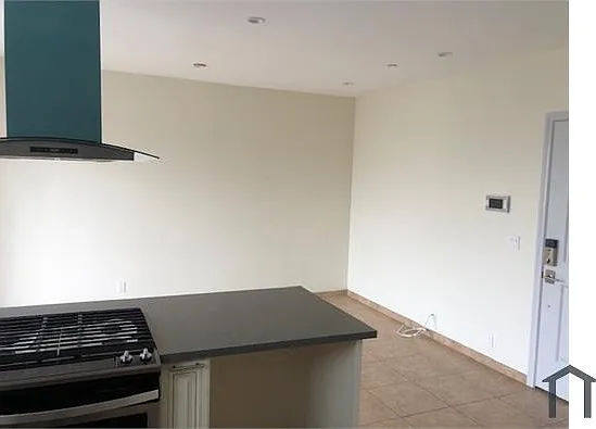 953 N Normandie Ave #300 — Photo 9