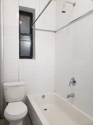 Rented by Smart NY Realty LLC | media 13