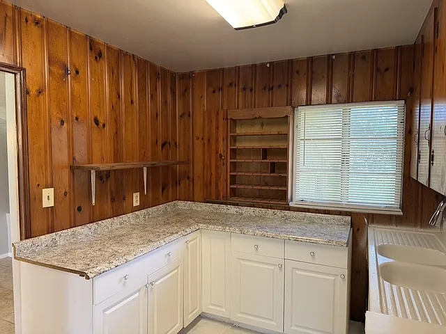 5388 Brahma Ave — Photo 7