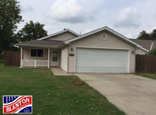 202 E 15th St, Junction City, KS 66441