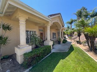1221 Palomares Ct, Fallbrook, CA 92028
