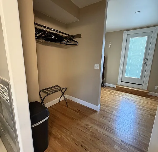 845 Illinois St — Photo 25