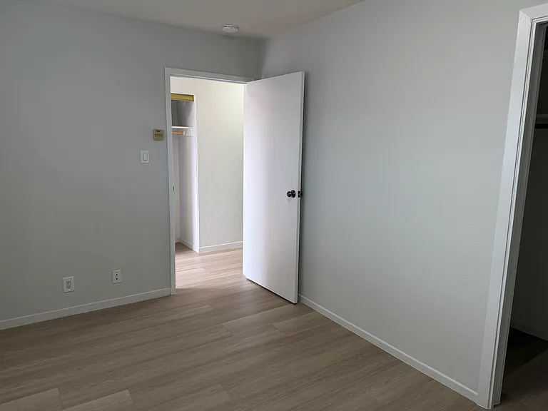 400 Monterey Blvd #5 — Photo 5