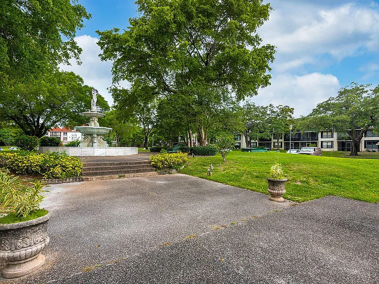 3680 Inverrary Dr #1V — Photo 30
