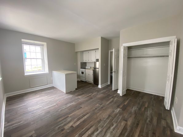 51 E Main St #1