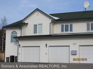 1516 28th Ave APT B, Fairbanks, AK 99701