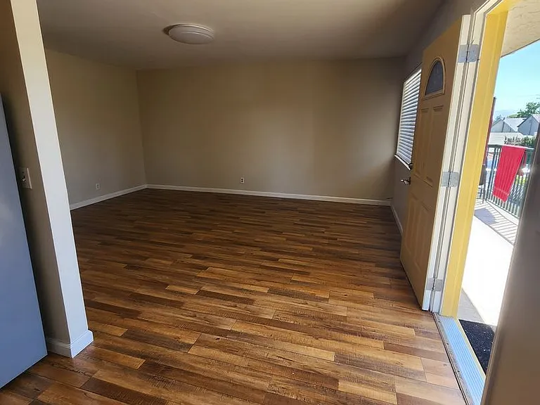 1741 Washington St — Photo 7
