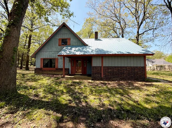 321 County Road 3111, De Kalb, TX 75559
