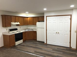 153 W Main St #B, Plain City, OH 43064