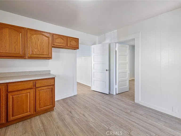 15329 S Paramount Blvd — Photo 16
