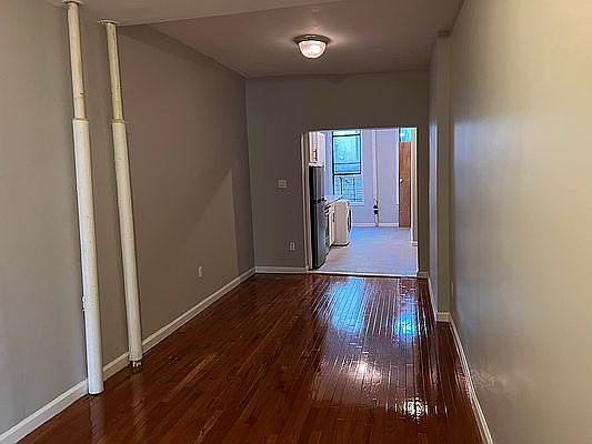 3rd image of 321 E 115th St #2A