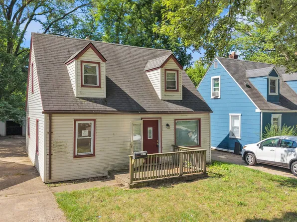 26005 Currier St, Dearborn Heights, MI 48125