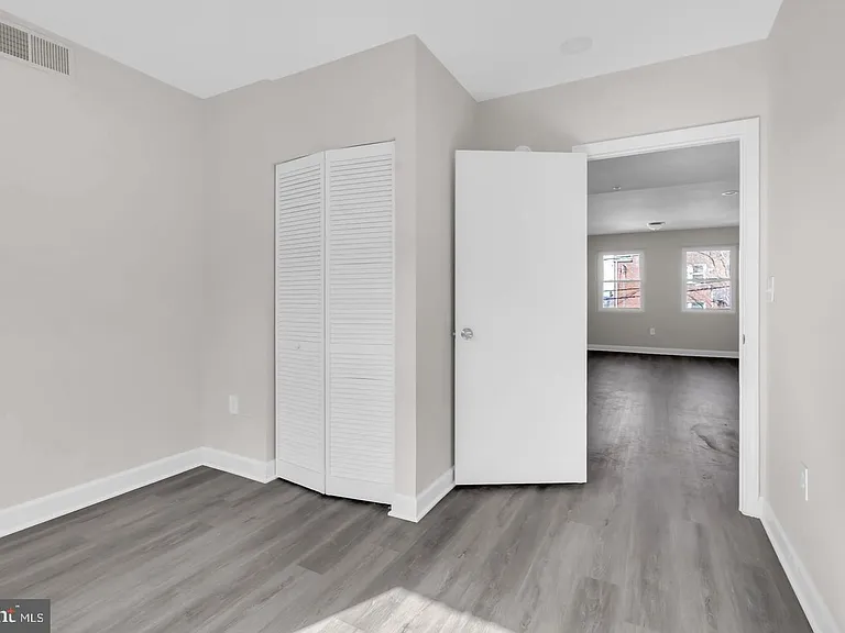 1800 28th Pl SE #201 — Photo 15