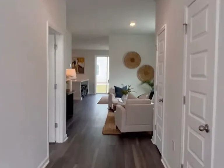 18 Backwater St — Photo 2
