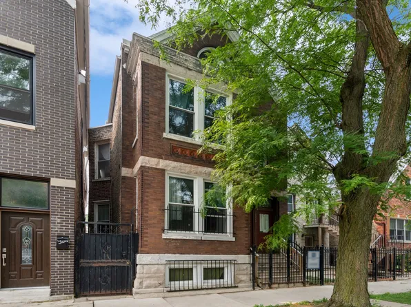2323 W Charleston St, Chicago, IL 60647