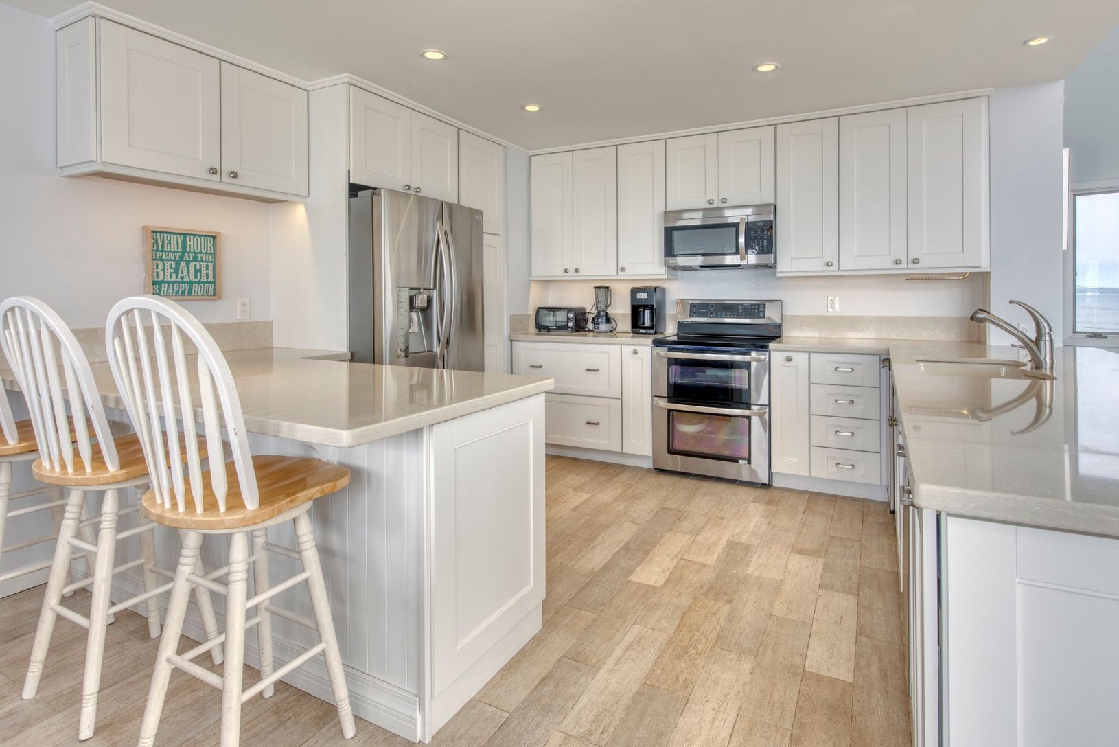  Open Kitchen Living/Dining Room