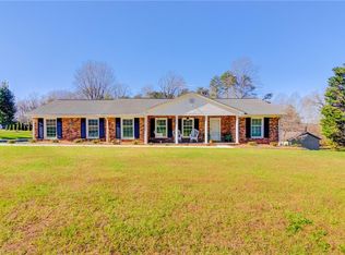 9068 Goodwill Church Rd, Kernersville, NC 27284