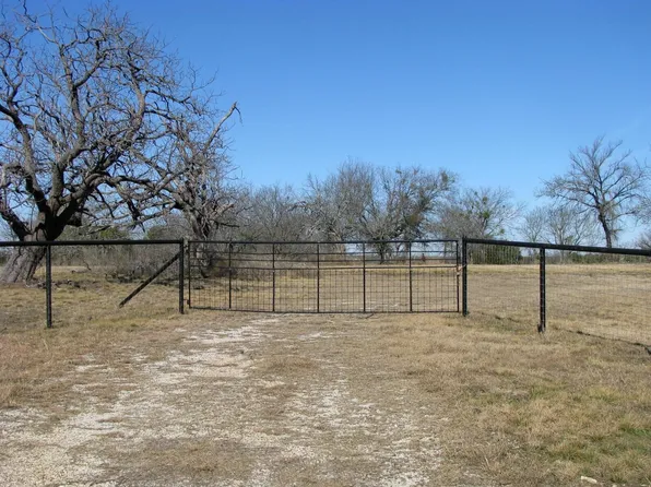 4 Old Pidcoke Rd, Gatesville, TX 76528
