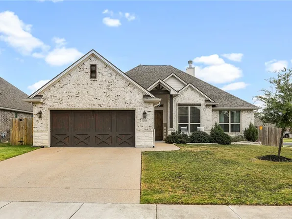 4052 Crestmont Dr, College Station, TX 77845