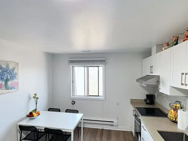 348 Main St N #3B — Photo 3
