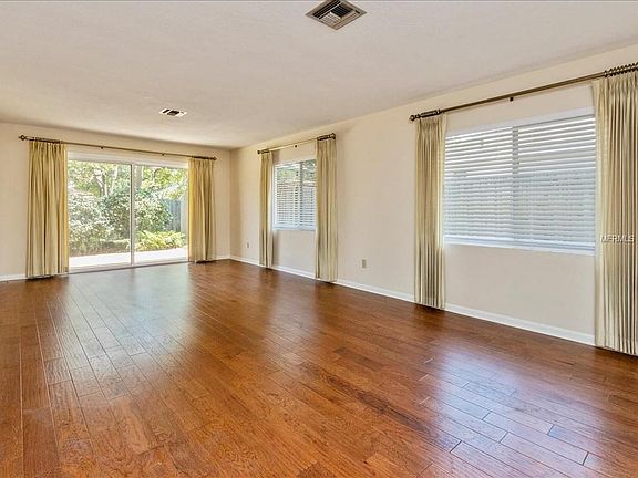2nd image of 614 Selkirk Dr