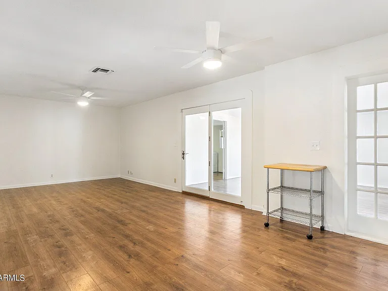 7344 E Polk St — Photo 9