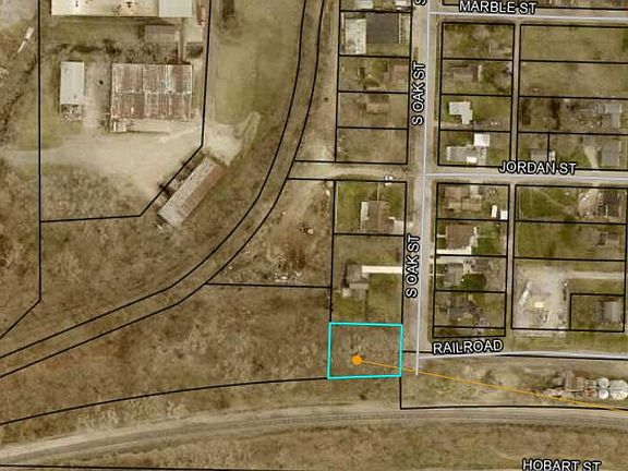 3rd image of 710 S Oak St
