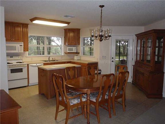 3rd image of 19100 Bridges Glen Ln