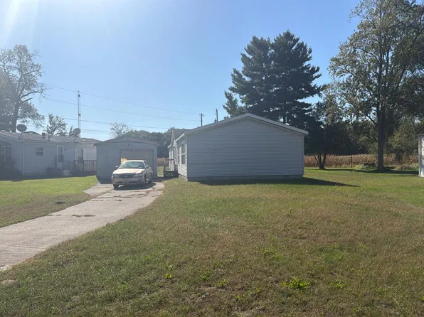 9908 N 480 E, Demotte, IN 46310