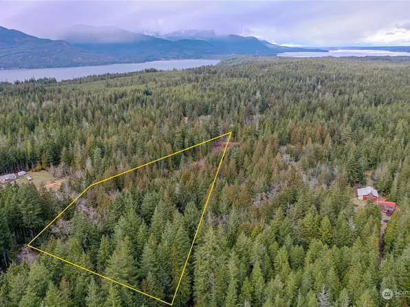 1750 Nellita Road NW, Seabeck, WA 98380