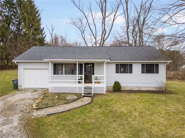 9479 Hess Mill Rd NE, Bolivar, OH 44612