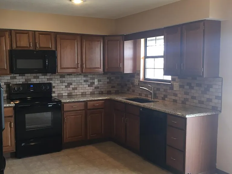 All new Kitchen with Granite