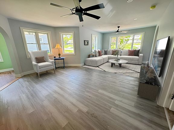 4th image of 14 Jackson Avenue