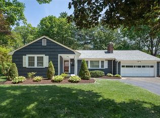 7 Louise St, Maynard, MA 01754