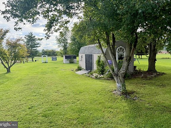 5th image of 220 Copenhaffer Rd