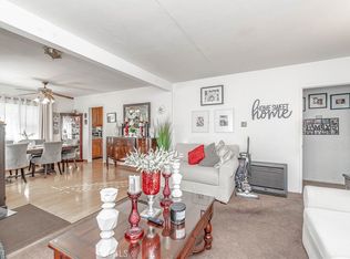 2753 Greenmeadow Rd, Lakewood, CA 90712