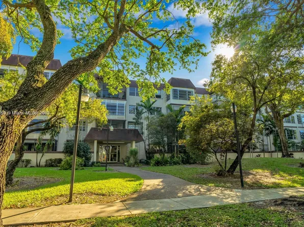 1681 NW 70th Ave APT 412, Plantation, FL 33313