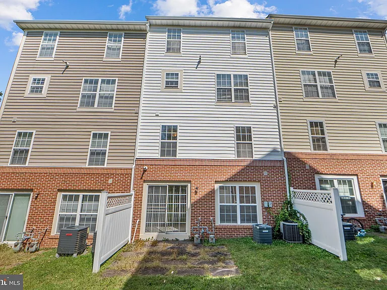 23404 Rainbow Arch Dr #115 — Photo 32