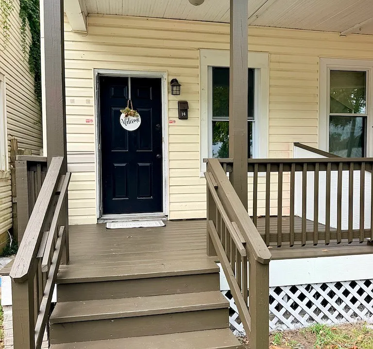 16 S Chappell St