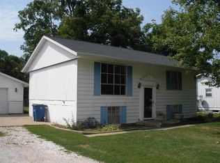 411 Elk St, Cambridge, IL 61238