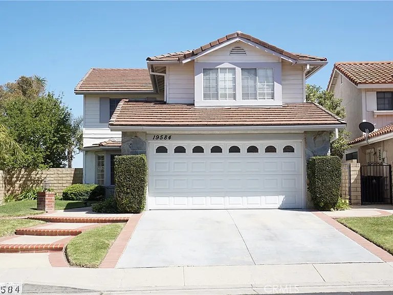 19584 Shadow Glen Cir — Photo 2