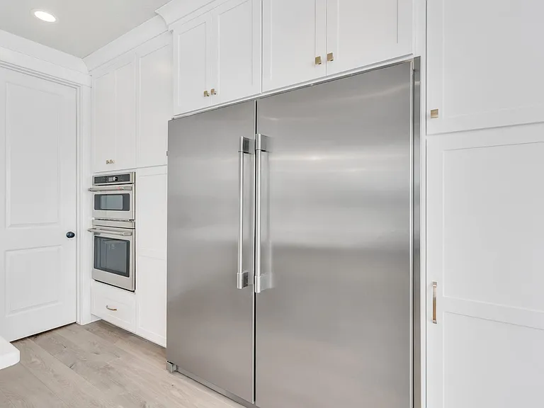 672 W Herald Dr — Photo 15