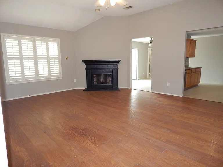 10013 Country View Ln — Photo 12