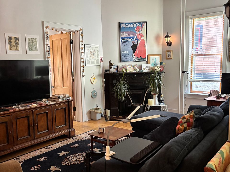 1st image of 2610 Emerson Ave S Unit 1