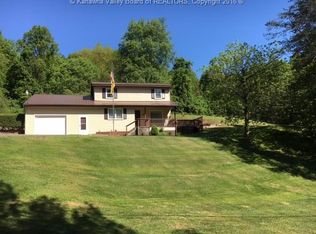 140 Ranch Lake Blvd, Scott Depot, WV 25560