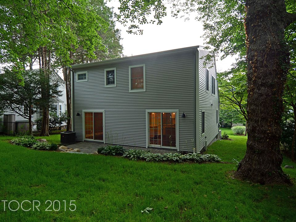 2nd image of 429 Lincoln Ave