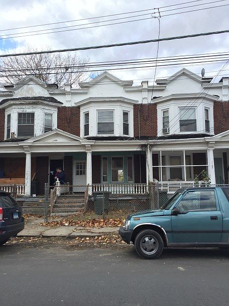 2nd image of 1781 Central Ave