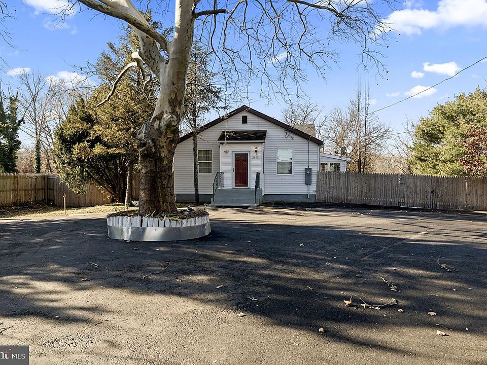 1st image of 2810 Panther Rd